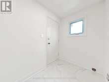 21 LOVEKIN GROVE | Toronto Ontario | Slide Image Ten