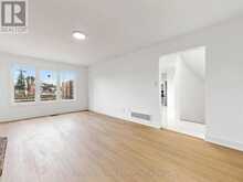 21 LOVEKIN GROVE | Toronto Ontario | Slide Image Twelve