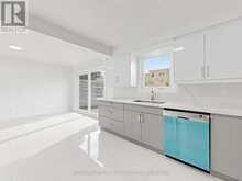 21 LOVEKIN GROVE | Toronto Ontario | Slide Image Fifteen