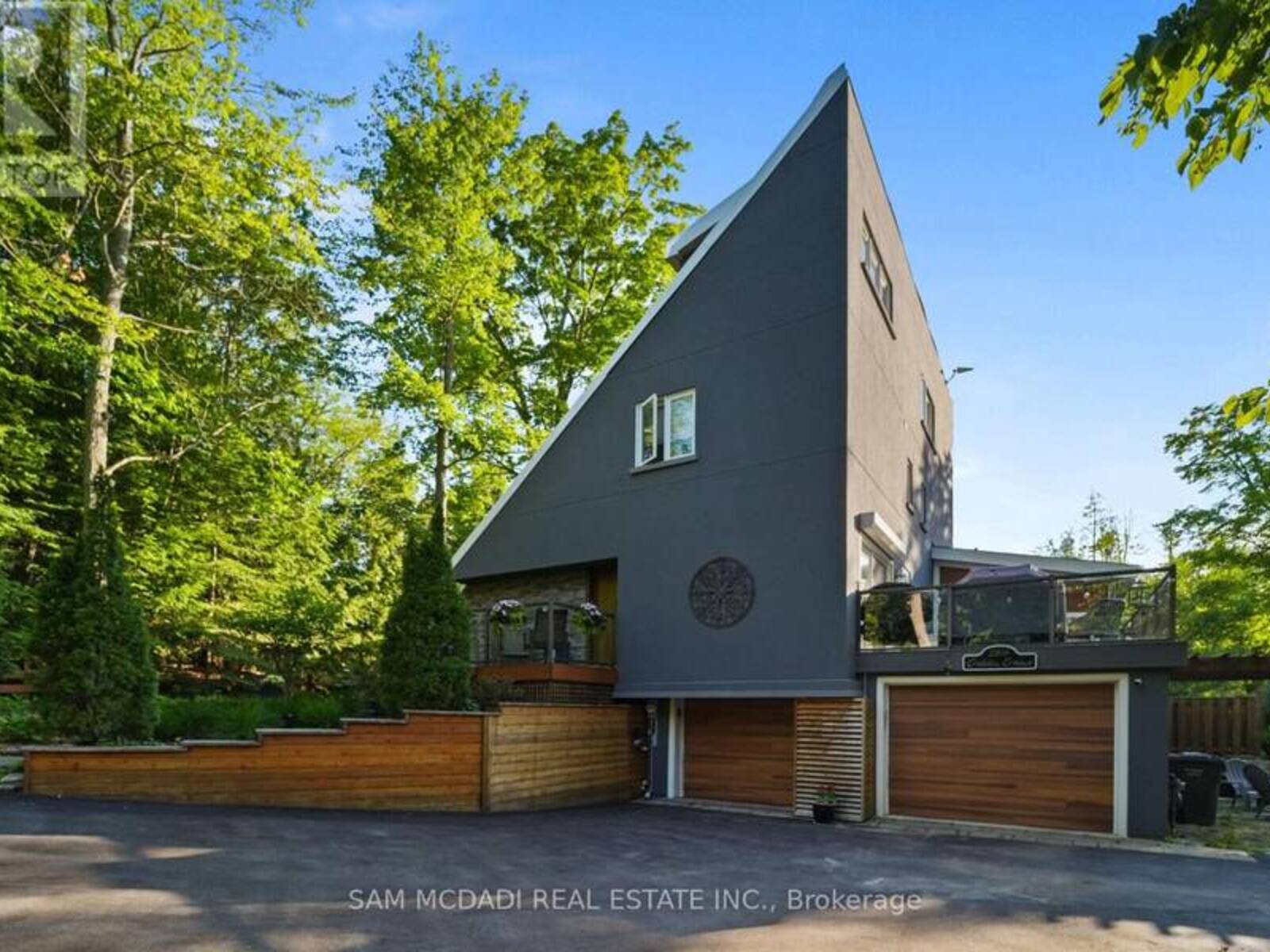 2814 FORKS OF THE CREDIT ROAD, Caledon, Ontario L7K 2H5