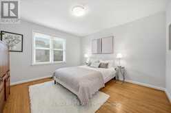 19 DECARIE CIRCLE | Toronto Ontario | Slide Image Twenty-three