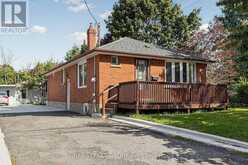 26 SUNSET BOULEVARD | Brampton Ontario | Slide Image Three