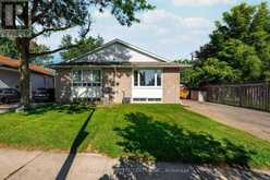 7 MADISON AVENUE | Orangeville Ontario | Slide Image Two