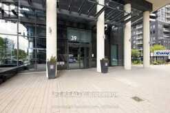 1015 - 390 ANNIE CRAIG DRIVE | Toronto Ontario | Slide Image Six