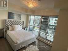 1015 - 390 ANNIE CRAIG DRIVE | Toronto Ontario | Slide Image Eight