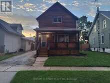 5 POPLAR STREET | Chatham Ontario | Slide Image Two