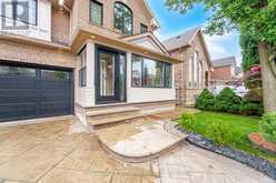 3786 SWIFTDALE DRIVE | Mississauga Ontario | Slide Image Three