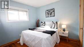18 CLEARVIEW DRIVE | Cambridge Ontario | Slide Image Fifteen