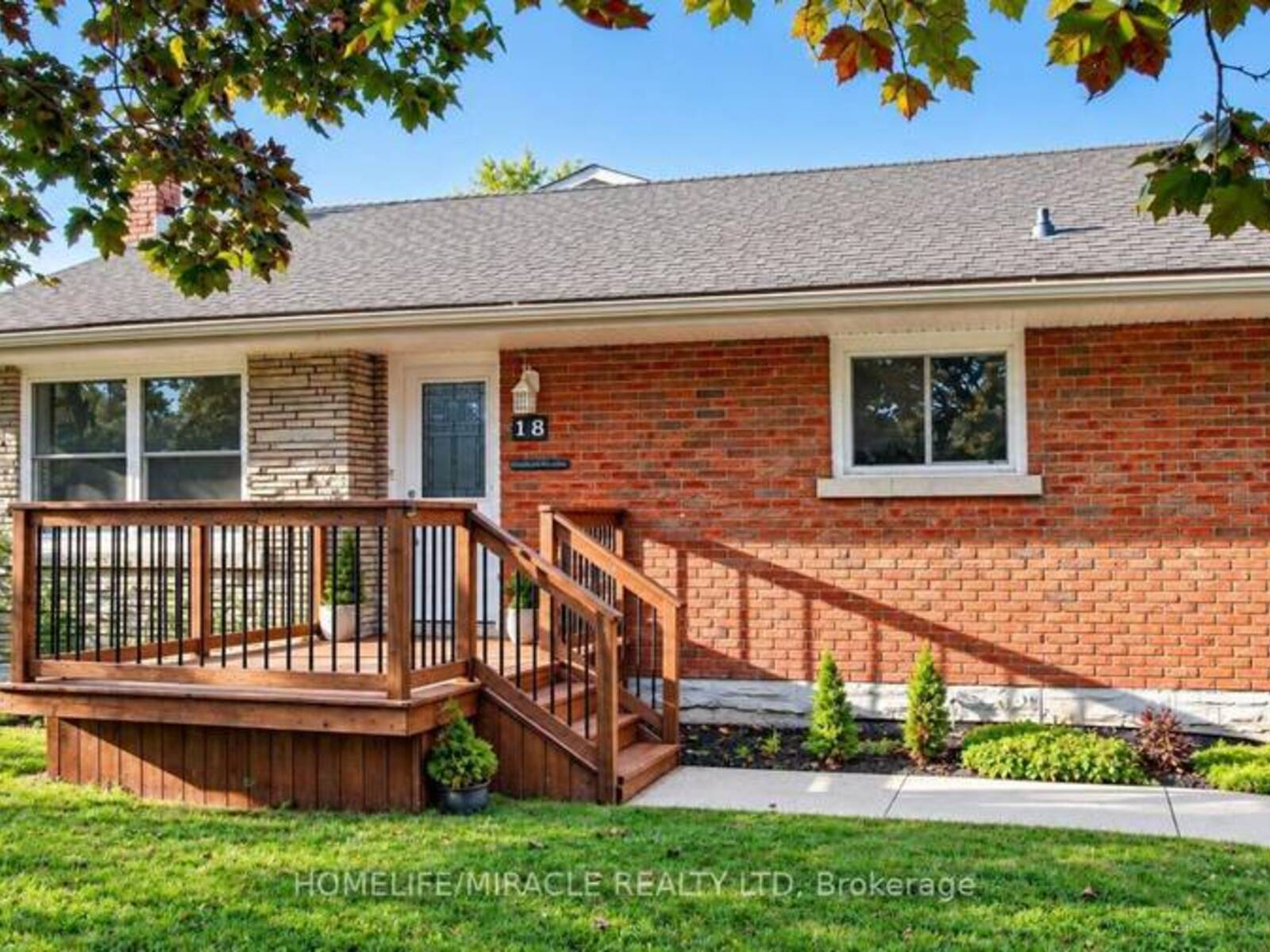 18 CLEARVIEW DRIVE, Cambridge, Ontario N1S 1B2