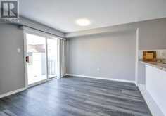 256 DUNSMORE LANE | Barrie Ontario | Slide Image Twelve