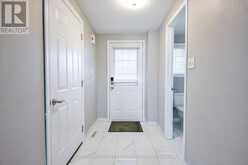 256 DUNSMORE LANE | Barrie Ontario | Slide Image Four