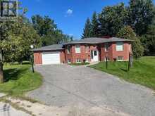 4 BAY COURT | Georgina Ontario | Slide Image Two