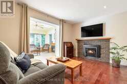 90 BEDFORD PARK AVENUE | Richmond Hill Ontario | Slide Image Fifteen
