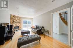 12 BELLSIDE DRIVE | Markham Ontario | Slide Image Eleven