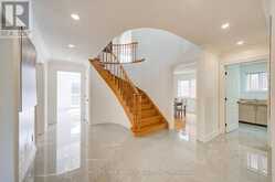 12 BELLSIDE DRIVE | Markham Ontario | Slide Image Three