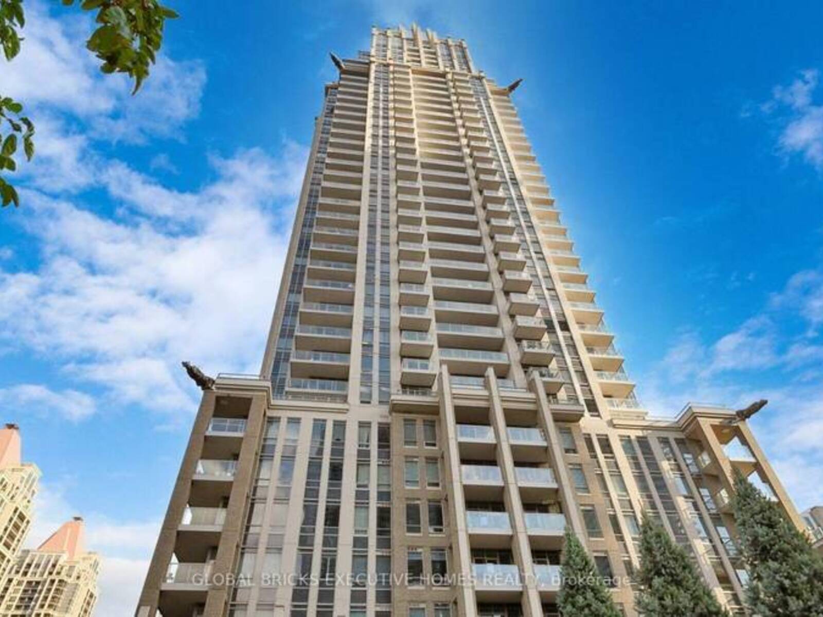 2911 - 388 PRINCE OF WALES DRIVE, Mississauga, Ontario L5B 0A1