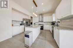 7 CRANLEY ROAD | East Gwillimbury Ontario | Slide Image Fifteen