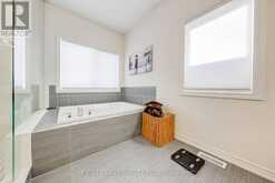 7 CRANLEY ROAD | East Gwillimbury Ontario | Slide Image Thirty-six