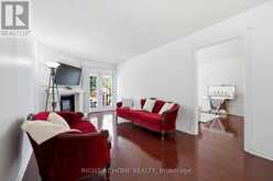 87 WILLIAM HONEY CRESCENT | Markham Ontario | Slide Image Twelve