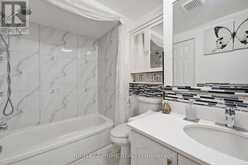 87 WILLIAM HONEY CRESCENT | Markham Ontario | Slide Image Seventeen