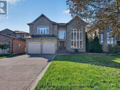 23 MACKAY DRIVE Richmond Hill Ontario, L4C 6N9