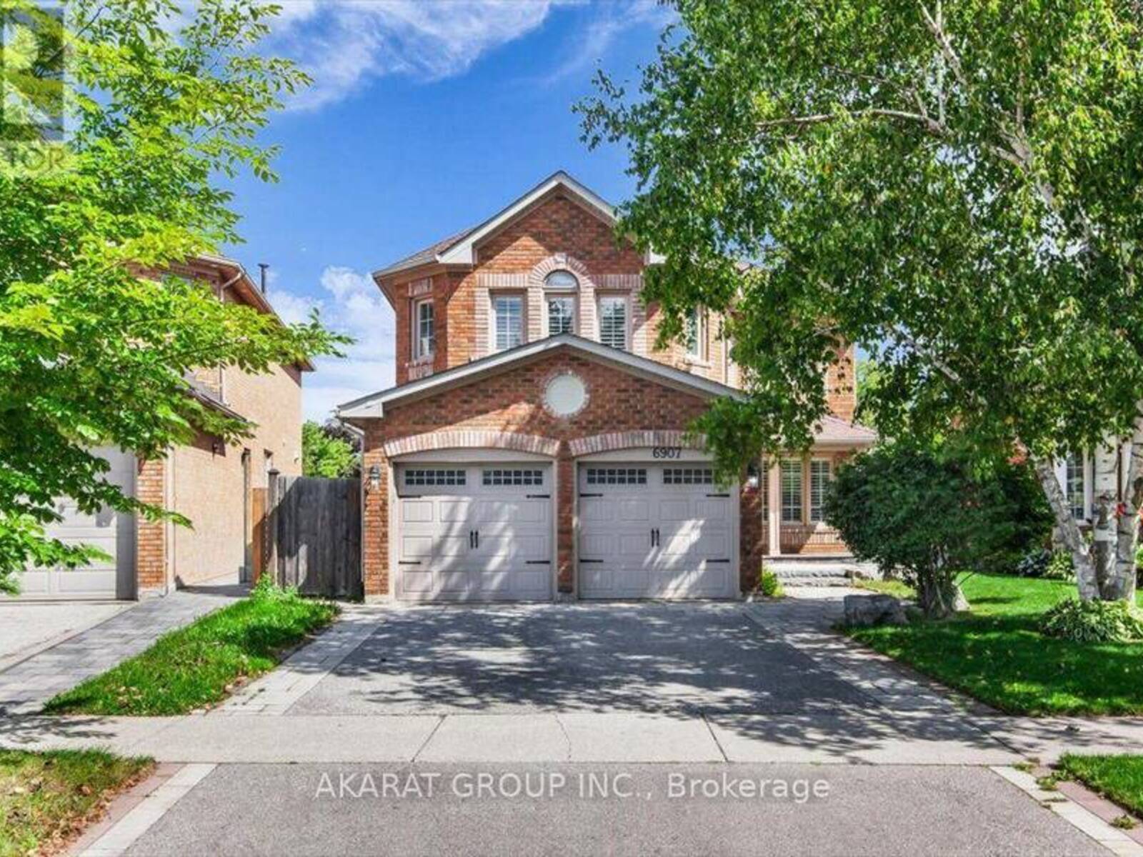 6907 GRACEFIELD DRIVE, Mississauga, Ontario L5N 6T7