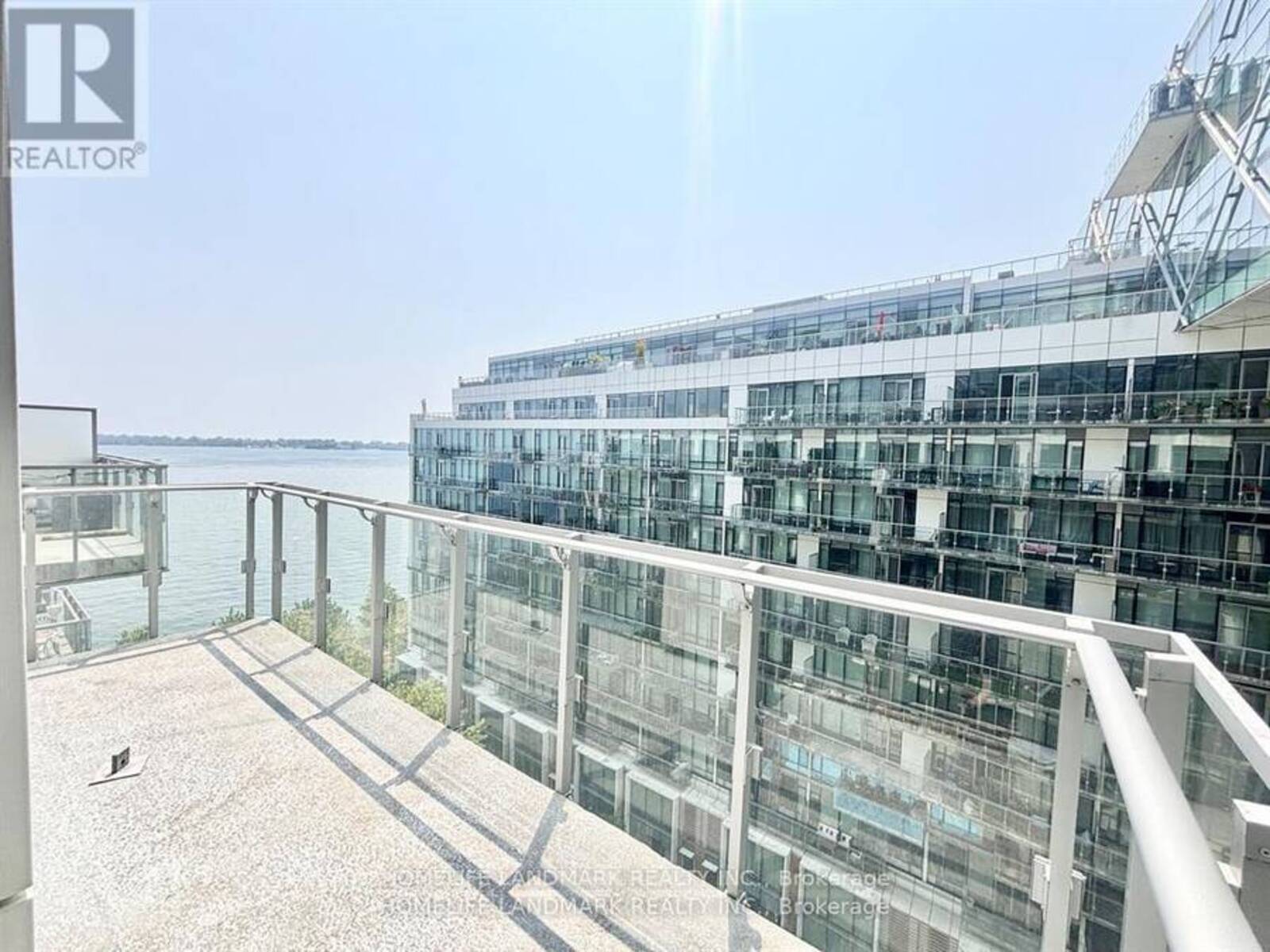 1029 - 39 QUEENS QUAY E, Toronto, Ontario M5E 0A5