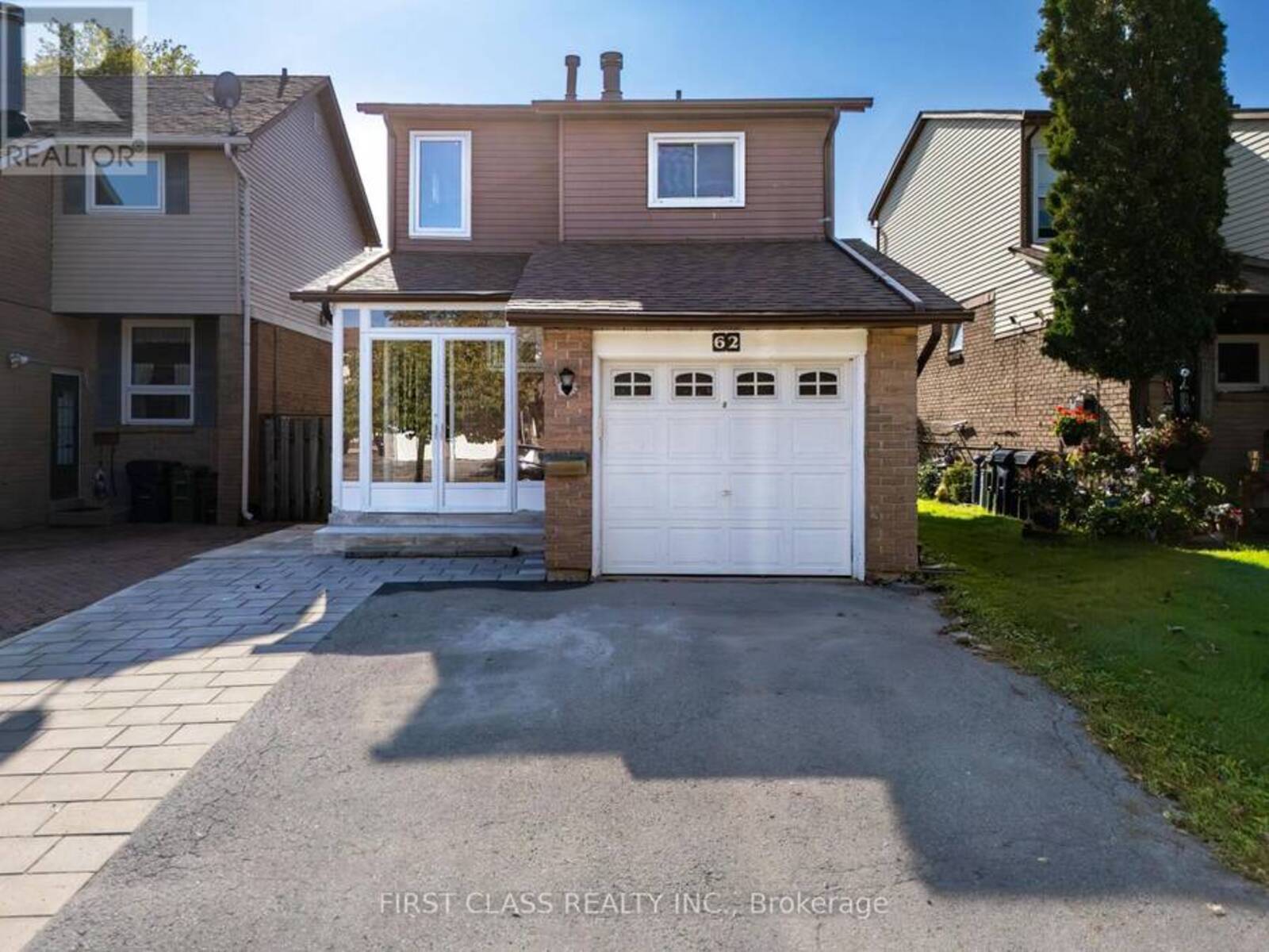 62 MUIRLANDS DRIVE, Toronto, Ontario M1V 2B4
