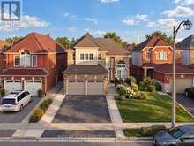 9 SQUIRRELTAIL WAY | Brampton Ontario | Slide Image Two