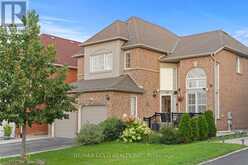 9 SQUIRRELTAIL WAY | Brampton Ontario | Slide Image Three