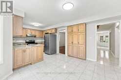 3268 CAJUN CRESCENT | Mississauga Ontario | Slide Image Nine