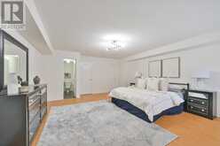 587 CANDLESTICK CIRCLE | Mississauga Ontario | Slide Image Fifteen