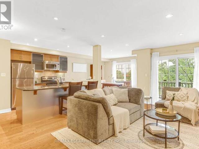 628 BRAIN COMMON Burlington Ontario, L7L 0E3 - 2 Bedrooms Home For Sale
