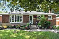 149 BERWICK STREET | Caledonia Ontario | Slide Image Three