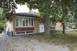 172 COLBORNE AVENUE | Richmond Hill Ontario | Slide Image One