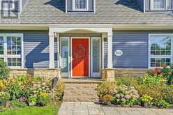 366 BOOK ROAD | Grimsby Ontario | Slide Image Ten