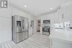 397 HEWITT CIRCLE | Newmarket Ontario | Slide Image Eleven