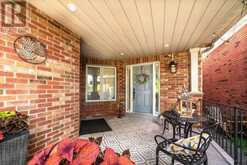 397 HEWITT CIRCLE | Newmarket Ontario | Slide Image Two