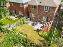397 HEWITT CIRCLE | Newmarket Ontario | Slide Image Forty-four