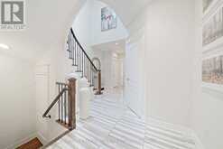 397 HEWITT CIRCLE | Newmarket Ontario | Slide Image Nine