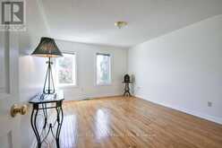 24 GRAND FOREST DRIVE | Barrie Ontario | Slide Image Thirty