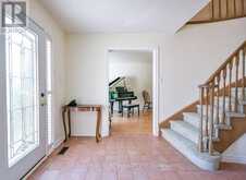 24 GRAND FOREST DRIVE | Barrie Ontario | Slide Image Five