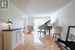24 GRAND FOREST DRIVE | Barrie Ontario | Slide Image Seven