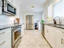 652 MEADOW LANE | Burlington Ontario | Slide Image Ten