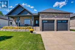 37 GILMER CRESCENT | Listowel Ontario | Slide Image Two