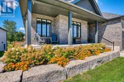 37 GILMER CRESCENT | Listowel Ontario | Slide Image Five
