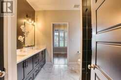 37 GILMER CRESCENT | Listowel Ontario | Slide Image Eight