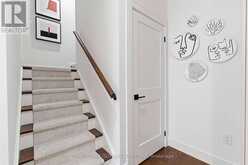 18 - 9R CLINTWOOD GATE | Toronto Ontario | Slide Image Twelve