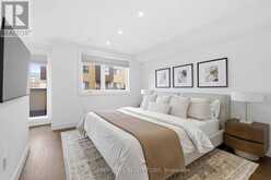 18 - 9R CLINTWOOD GATE | Toronto Ontario | Slide Image Thirteen