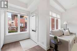 18 - 9R CLINTWOOD GATE | Toronto Ontario | Slide Image One